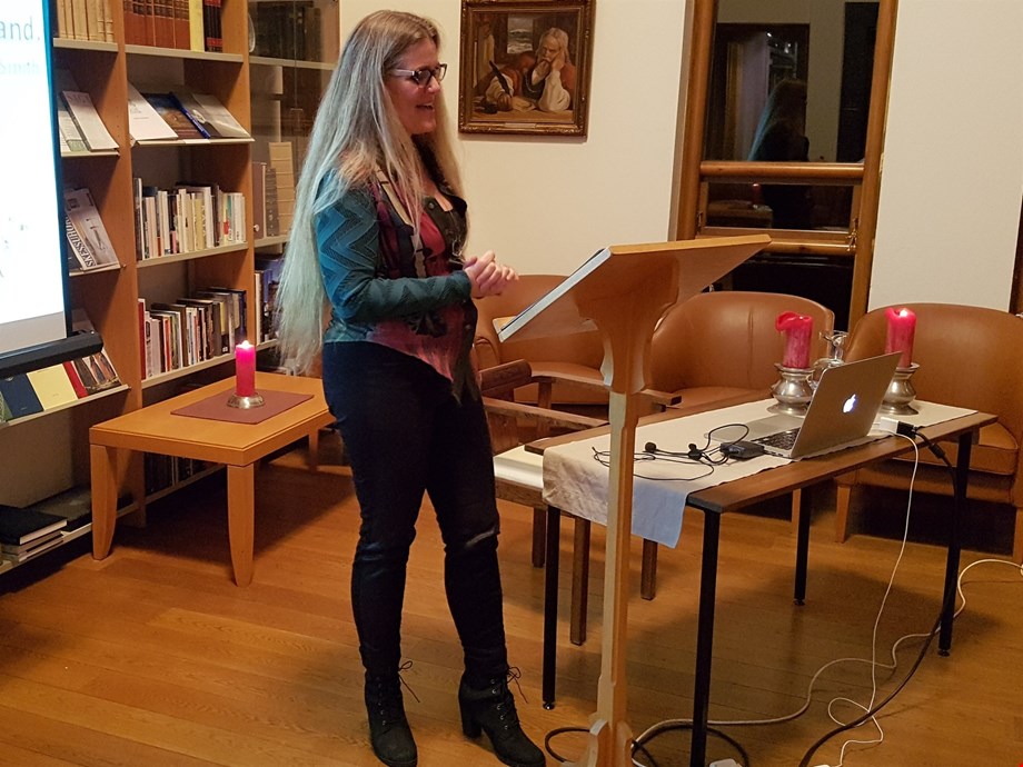 Fyrirlestur Michèle H. Smith: Vefnaðar-fornleifar segja markverða sögu
