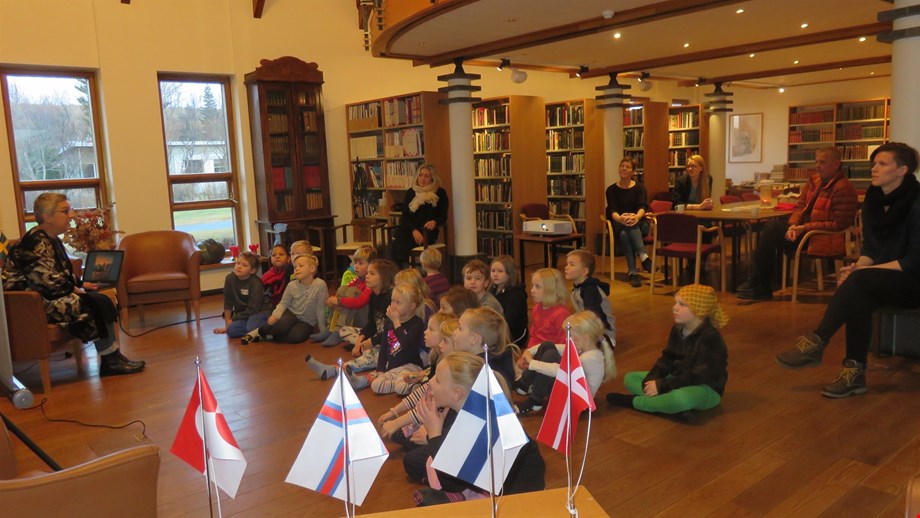 Norræna bókmenntavikan hófst með sögustund